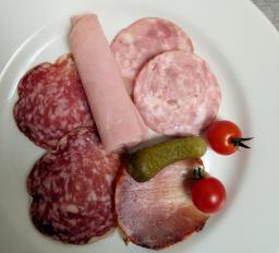 Assiette de charcuterie Jeff1 Assiette de charcuterie