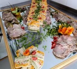 Plateau d'échine de porc et sa terrine de légumes Jeff1 Plateau d'échine de porc et sa terrine de légumes